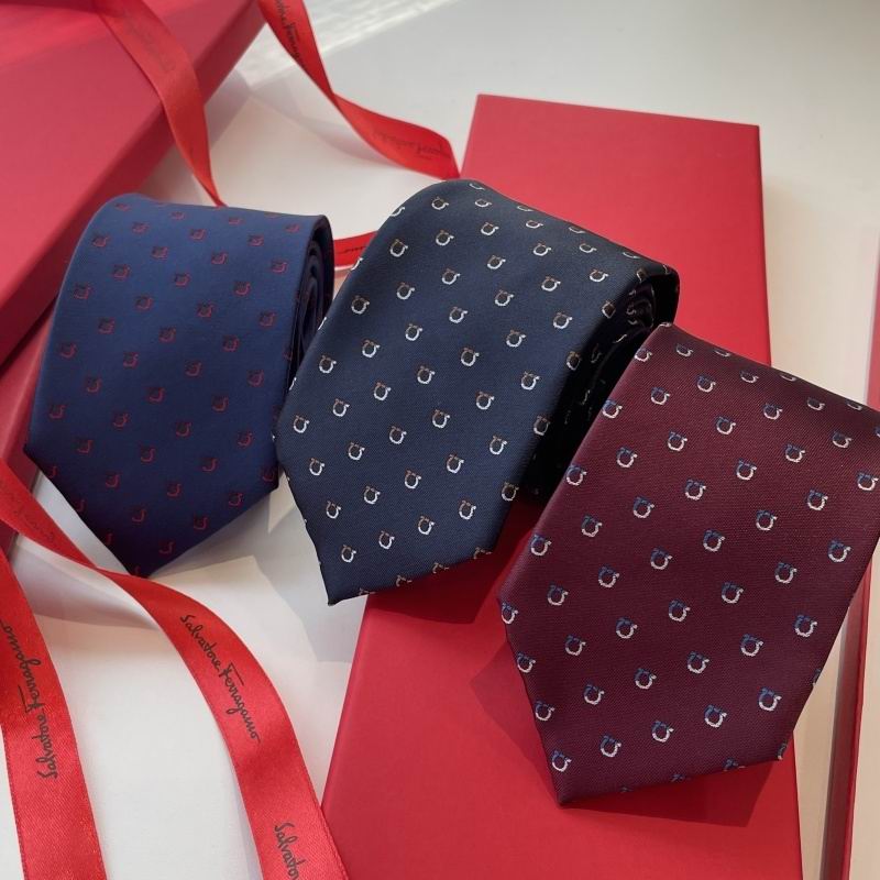 Ferragamo Tie hm08